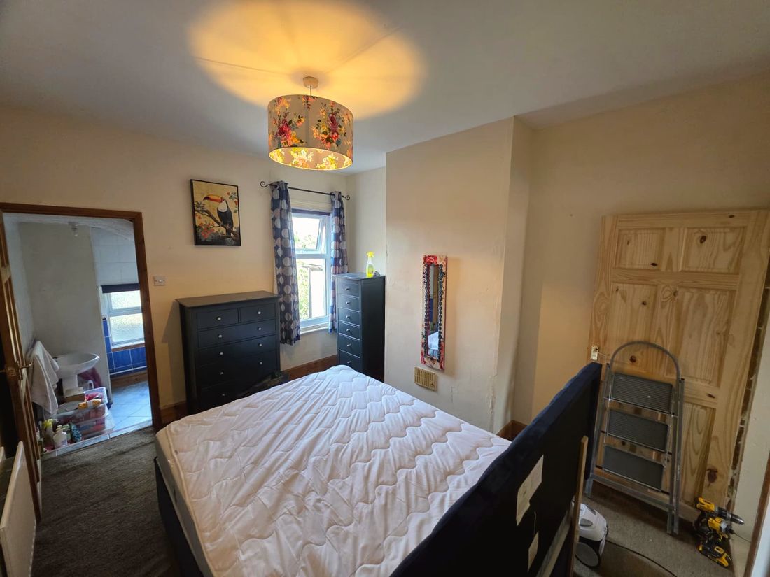 Freshly decorated neutral bedroom